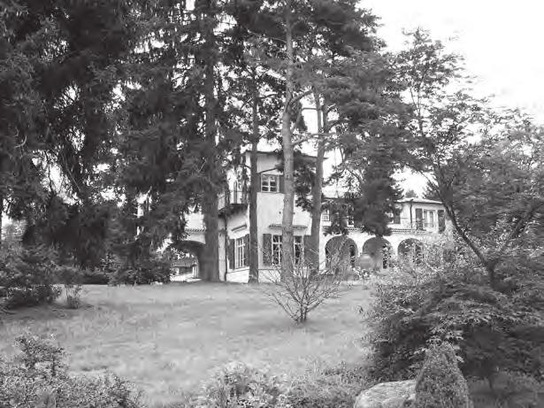 Vila se zahradou H. a E. Benešových, foto R. Zámečník, 2013 dějin moderního zahradního umění.