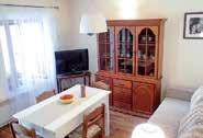 Koupelna (sprcha) s WC. Balkon. Objekt: 3+1 os. č. 13319 Oddělená ložnice se dvěma lůžky. Obytná místnost s rozkládací pohovkou. Jídelní kout.