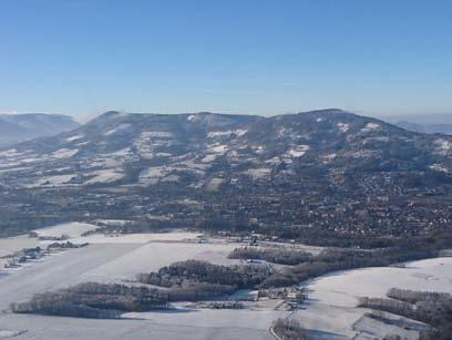 8 ZASTUPITELSTVO SCHVÁLILO ROZPOČET NA ROK 2017 foto: Š. Obrovský Jedním z hlavních bodů 13. zasedání zastupitelstva města Frýdlantu nad Ostravicí, konaného 14.12.2016, bylo hlasování o rozpočtu na r.