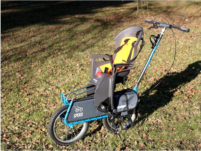mechanickým invalidním vozíkům Freewheel a dětské tříkolky. Aktuální ceník půjčovného k dispozici na http://vyzva.prorodiny.