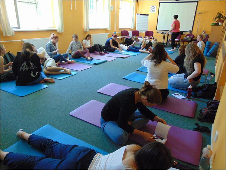 4 Středisko VÝZVA odlehčovací služba RESPIT Noví rehabilitační asistenti ve službě RESPIT V