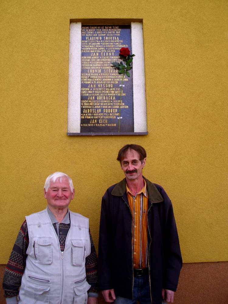 NEZAPOMÍNÁME.