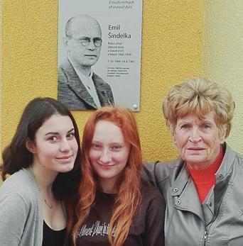 Bylo to boží. Holky to prostě daly a moc jim gratuluju. Jsou prostě šikovné. Všichni jsou rádi, že jste vyhrály první místo! Nikola Tůmová Dne 21. dubna 2017 jsme já a dalších 47 lidí jeli do Prahy.