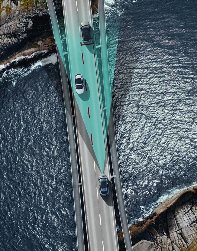 Adaptivní tempomat s asistentem řízení lze aktivovat při rychlosti 20 km/h a vyšší a po aktivaci funguje až do rychlosti 180 km/h. Funkce se aktivuje stiskem tlačítka Set.