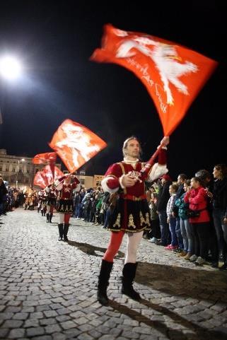 NÁRODNÍ SOUTĚŽ VÍN ZNOJEMSKÉ VINAŘSKÉ PODOBLASTI 8. 9. 2018, Znojmo Klášter Dominikánů www.vocznojmo.cz www.facebook.