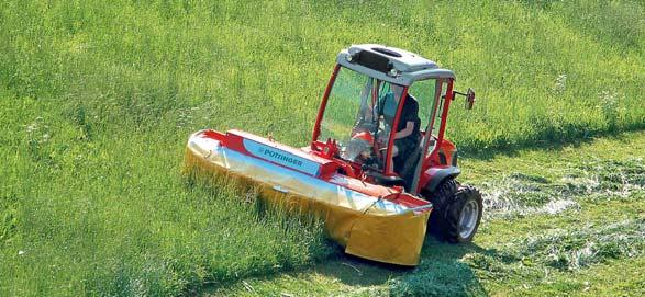 stejné velikosti na obou nápravách a pohonem 4x4; to vše jej předurčuje pro práce na prakticky