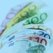 NON-STOP ÚVERY RÔZNE DRUHY ÚVEROV VRTNÉ PLOŠINY Trvalé zamestnanie, práca doma, vedľajší príjem. Stovky možností ako si ﬁnančne prilepšiť! denný plat 464,71-929,43 (14-28 tis.