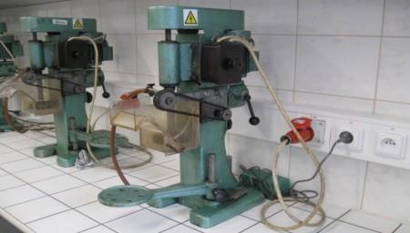 5. Laboratorní testy flotace V experimentální části této práce se zabývám možnostmi využití pyrolýzních olejů jako alternativní flotační činidla ve flotačním procesu.
