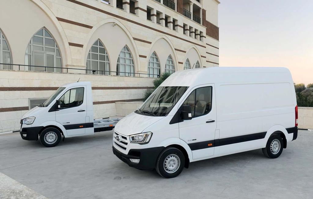 Hyundai H350 Pomocník v plné síle Ložný prostor (12,8 m 3 a 5 europalet pro Van 6,2 m) s vynikajícím přístupem Výkonný motor 2.