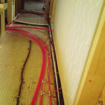 Aby sa budova mohla nazývať pasívnou, musí totiž mať ročnú potrebu tepla na vykurovanie nižšiu ako 15 kwh/m2, čo je naozaj veľmi málo.