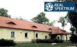 2505/09 Hradec Králové - Nabízíme k pronájmu 3 volné skladovací nebo výrobní prostory a s tím spojené kanceláře v bývalém areálu TESLY v Hradci Králové.