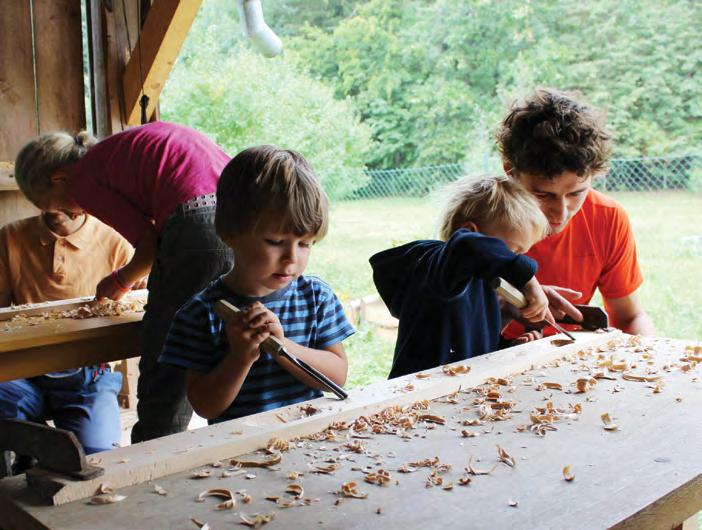 Přehled činnosti MAS Slavkovské bojiště v roce 2015 V roce 2015 pracovala kancelář MAS na Obecním úřadě v Hruškách ve složení 3 pracovníků: Mgr.