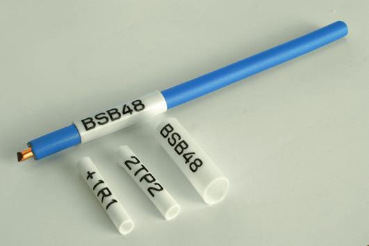 PVC bužírky o průměru 2,06,0 mm Smršťovací bužírky 2,56,0 mm Samolepící štítky o šířkách 612 mm Plastový ID