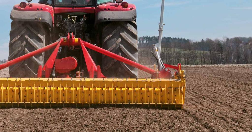 Technika v detailu Široká nabídka válců Tyčový válec (1) pro suché, nelepivé půdy, průměr 420 mm a 540mm. Válec Packer (2) pro pro všechny typy půd, průměr 420 mm, 500 mm a 550 mm.