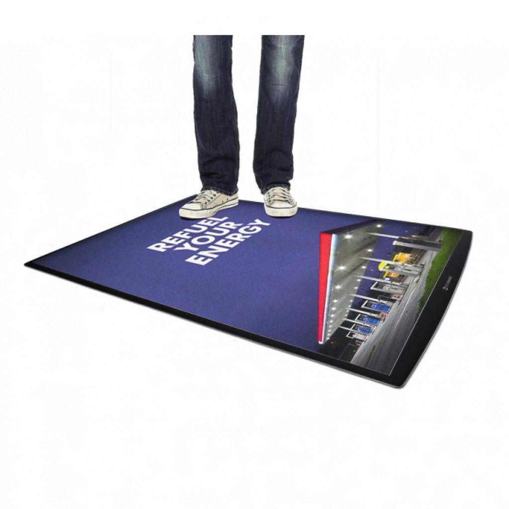 podlahový plakátový systém Unikátní extra tenký plakátový displej pro formát A1, určený na podlahy provozoven.