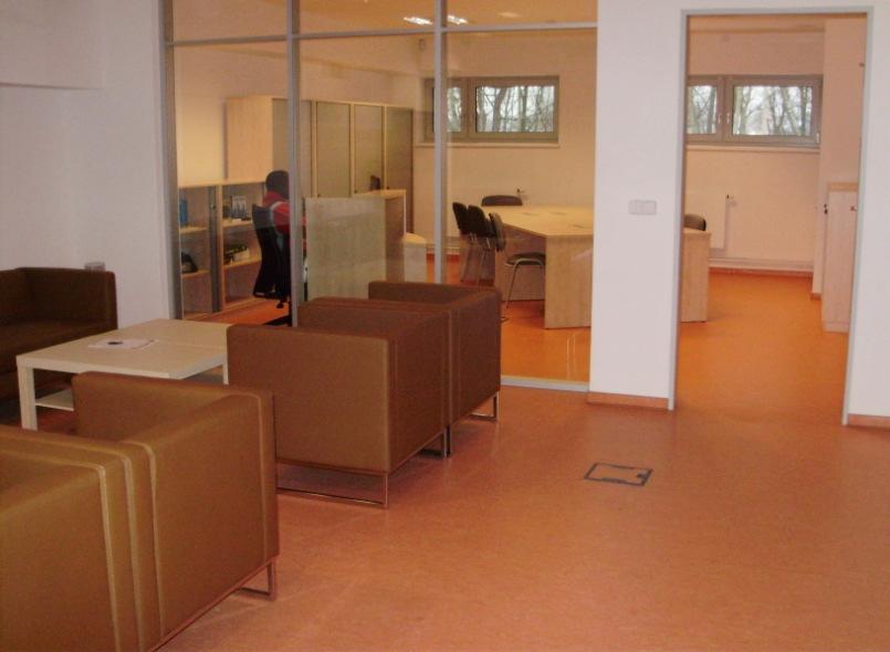 Kontrolovatelné výstupy projektu - nové centrum informačních služeb pro zahraniční studenty informace v anglickém jazyce poskytuje