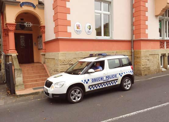 Hlídka zajistila jeho odbornou likvidaci a tím se zajistil bezpečný průjezd vozidel.