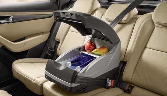 KOMFORT PAKET Z KOLEKCIE SMART HOLDER (000 061 122D) Existuje mnoho dôvodov, prečo vodiči milujú automobily ŠKODA.