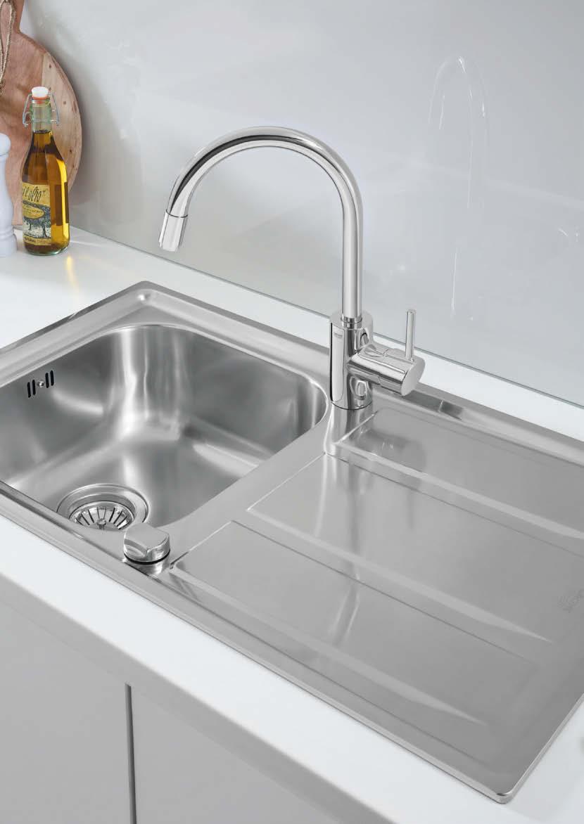 KUCHYNĚ GROHE KUCHYŇSKÉ DŘEZY ŘADA K400 novinka ŘADA GROHE K400 Osvěžte design vaší kuchyně prostřednictvím dřezu z řady K400.