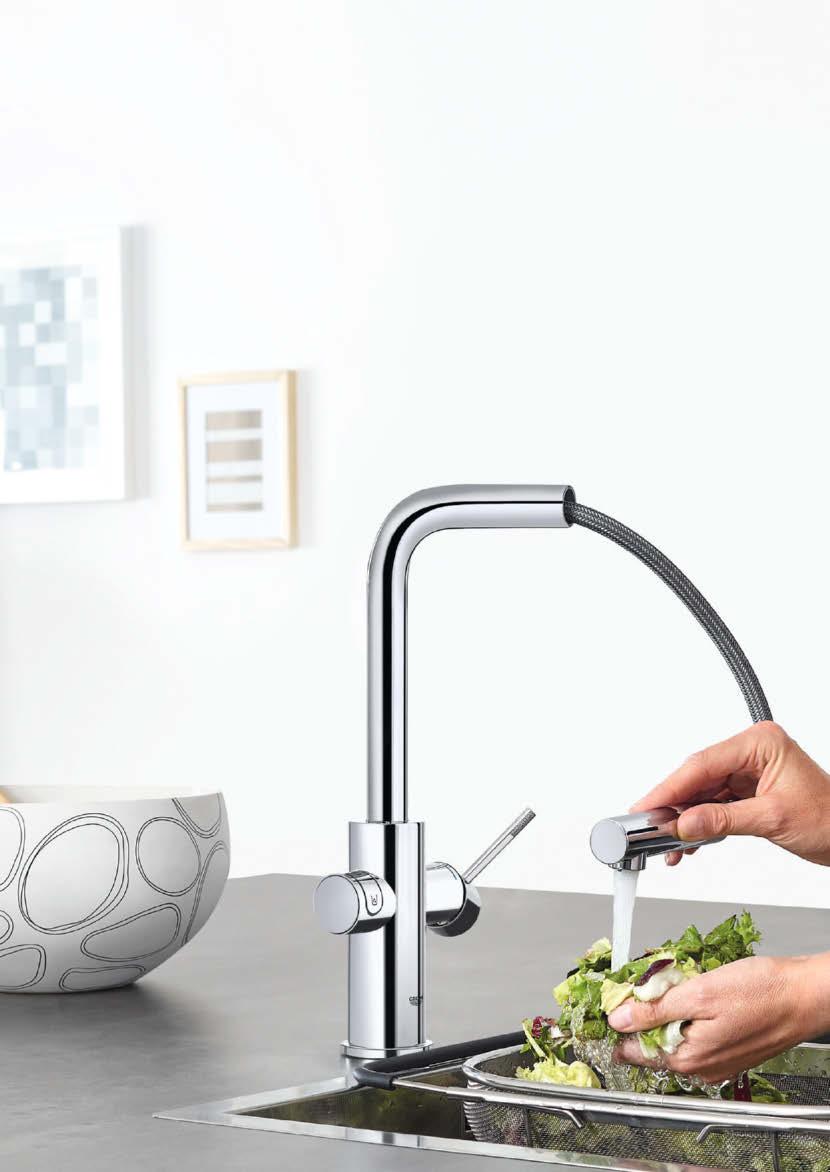 KUCHYNĚ GROHE KUCHYŇSKÉ SYSTÉMY GROHE BLUE HOME S VYTAHOVACÍM PERLÁTOREM novinka Nová řada baterií GROHE