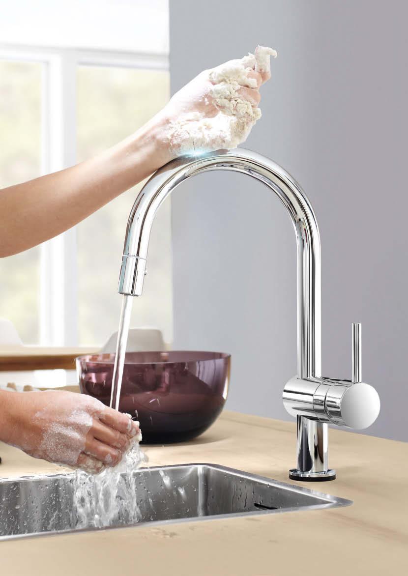 KUCHYNĚ GROHE PRÉMIOVÁ KOLEKCE MINTA TOUCH grohe.it GROHE MINTA TOUCH Smyslné křivky a oblouky baterií GROHE Minta jsou moderní, minimalistické a dokonale zapadnou do každé moderní kuchyně.