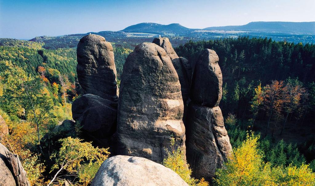 10 Říjen October Oktober Październik 1 2 3 4 5 6 7 8 9 10 11 12 13 14 15 16 17 18 19 20 21 22 23 24 25 26 27 28 29 30 31 Igor Olívie / Oliver Bohumil František Eliška Hanuš Justýna Věra