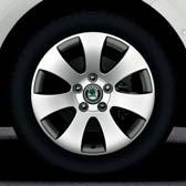 Zelené I v názvu motoru na zádi je unikátním prvkem vozů s paketem Green tec.