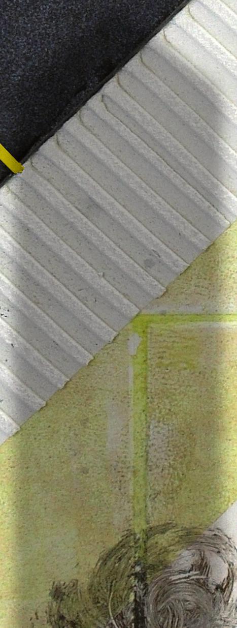 poklepem ověřte přídržnost starých dlaždic k podkladu, povrch omyjte, zbavte jej zejména mastnot nanášejte válečkem v jedné vrstvě, nechte zaschnout cca 0 minut nanášejte zubovým hladítkem, vrstva