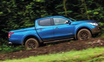 A pokud nepotřebujete převážet pět cestujících, v nabídce Mitsubishi je ještě model Club Cab s kratší kabinou a delší ložnou plochou (1850 mm).