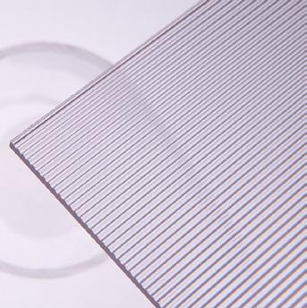 PLEXIGLAS čirý (ledové krystaly) 0A000E 2050 3050 TP 92% PLEXIGLAS bronz (ledové krystaly) 8A470E 2050 3050 TP