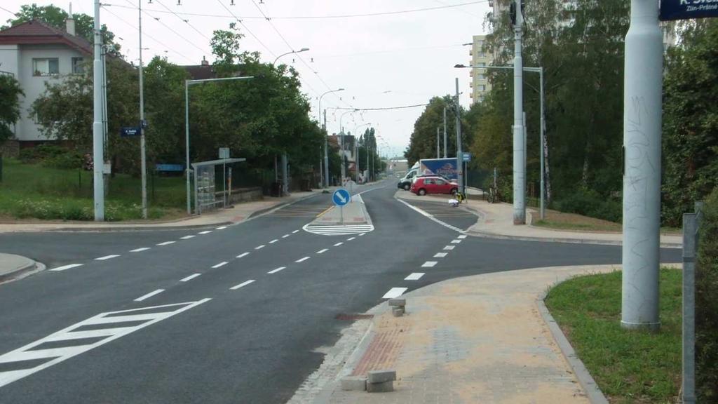 Obrázek 11: Neúplnost prvků v místech pro