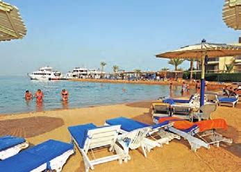hotel, který je situován přímo u pláže a v samotném centru letoviska Hurghada Sakkala, 11 km od letiště v Hurghadě. Obchodní a zábavní centrum města se nachází doslova na dosah.