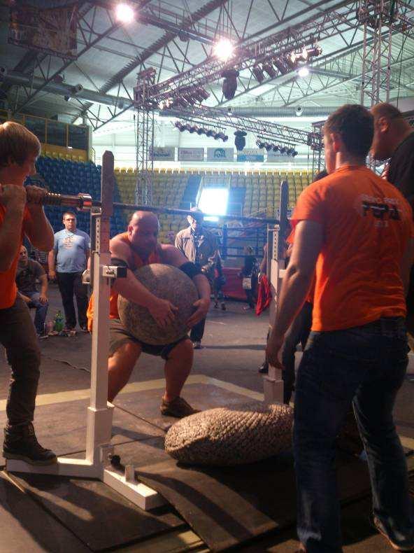 STRONGMAN