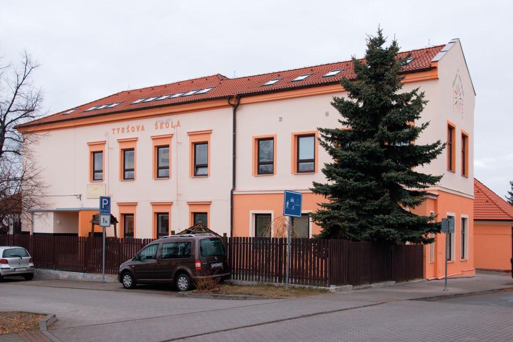 2014-15 140 dětí, 6 tříd, 3 třídy MŠ, 4 oddělení ŠD 22.9.2014 je zahájen provoz nové MŠ se 2 třídami a kapacitou 56 dětí. Je vybudována jazyková učebna a za přispění ÚMO Plzeň 8 malé hřiště.