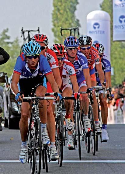 Výsledková listina 64. ročníku závodu 19. září 2009 VÝSLEDKOVÁ LISTINA Poř. Příjmení a jméno Tým Kat. Čas Ztráta km/h 1. HONDO Danilo PSK Whirlpool Author Elite 06:41:14.0 00:00:00.0 39.85 2.