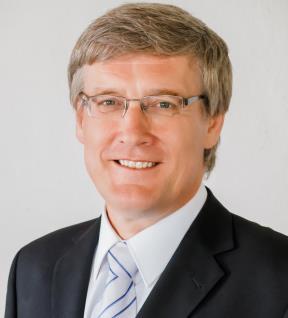 Úvodní slovo předsedy představenstva 6 Uplynulý rok byl rokem, ve kterém naplno začalo pracovat Marketingové oddělení naší společnosti. Myslím, že hned v 1.