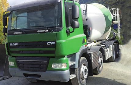 000 Kč + DPH 8 x 4 DAF CF 85.