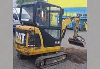 (nástavba má vlastní motor T924), 99.