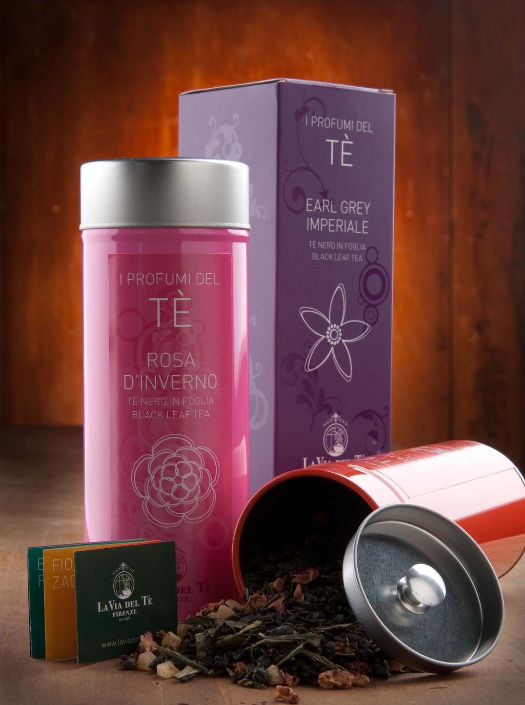 I profumi del TÉ P1 - Romeo e Gulietta romantická zmes zeleného čaju s kúskami papaje, jahôd a lístkov ruže.