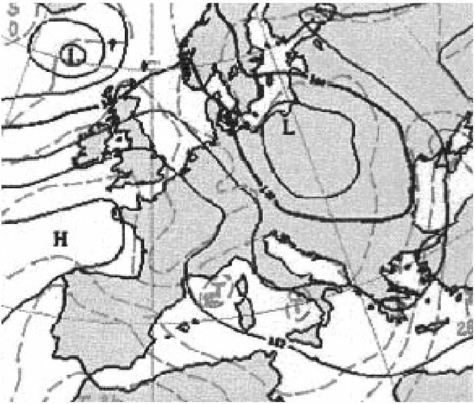 V hladině 850 hpa postoupil střed tlakové níže nad severovýchodní Čechy a nad Českou republibku začal proudit od severozápadu chladný vzduch.