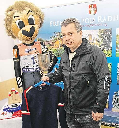 32 16. února 2018 Česká republika Triumfem vgrenoblu si skokan na lyžích Jiří Raška zajistil zvláštní místo vdějinách zimního sportu. Byl prvním zlatým Čechoslovákem.