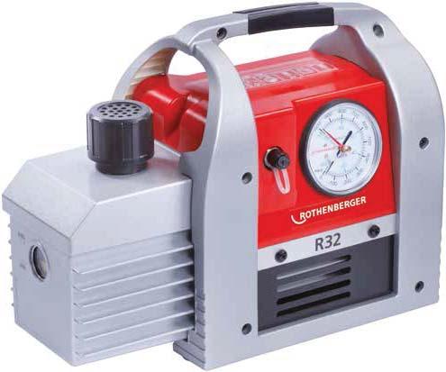 Evakuování systémů ROAIRVAC R32 6.0 Dvoustupňová vysokovakuová vývěva pro evakuaci dle DIN 8975 s vakuometrema magnetickým zpětným ventilem.