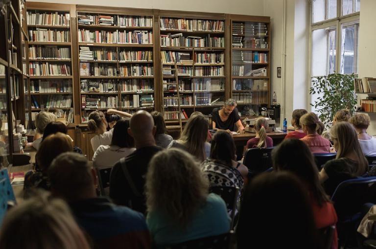 Noc literatury 2018 chtěla upozornit také na tradici české knižní kultury, a proto se čtení konala mimo jiné i v prostorách bývalého nakladatelství Vilímek
