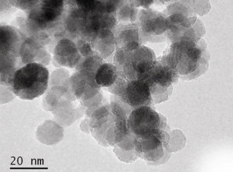 Nanomateriály materiály mění dramaticky svoje vlastnosti, když stavební částice nabývají rozměrů mezi 1 100 nm. Takové materiály se nazývají nanostrukturované resp. krátce nanomateriály.