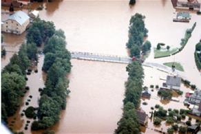 obr. 1 obr. 2 povodně v Plané nad Lužnicí v r.