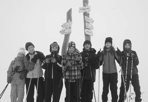 Lyžařský výcvik probíhal od 8. 2. do 15. 2. 2014 na chatě Studenov. Výcviku se zúčastnilo patnáct žáků 7. ročníku, které doprovázeli učitelé Tomáš Prejzek a Šárka Blahová.