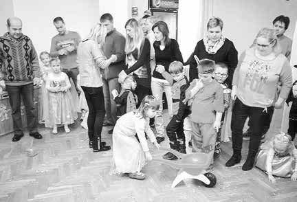 dvouhodinový program. Tento čas vyplnil různými vědomostními i pohybovými soutěžemi.