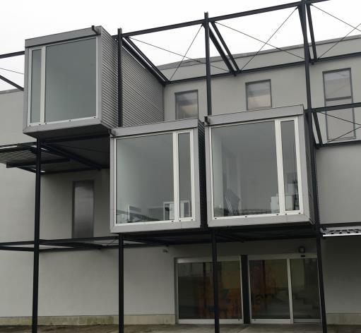 vlastnictví Arete Eta a Arete Epsilon) s přímým napojením na městský okruh, dálnici D4 a hlavní