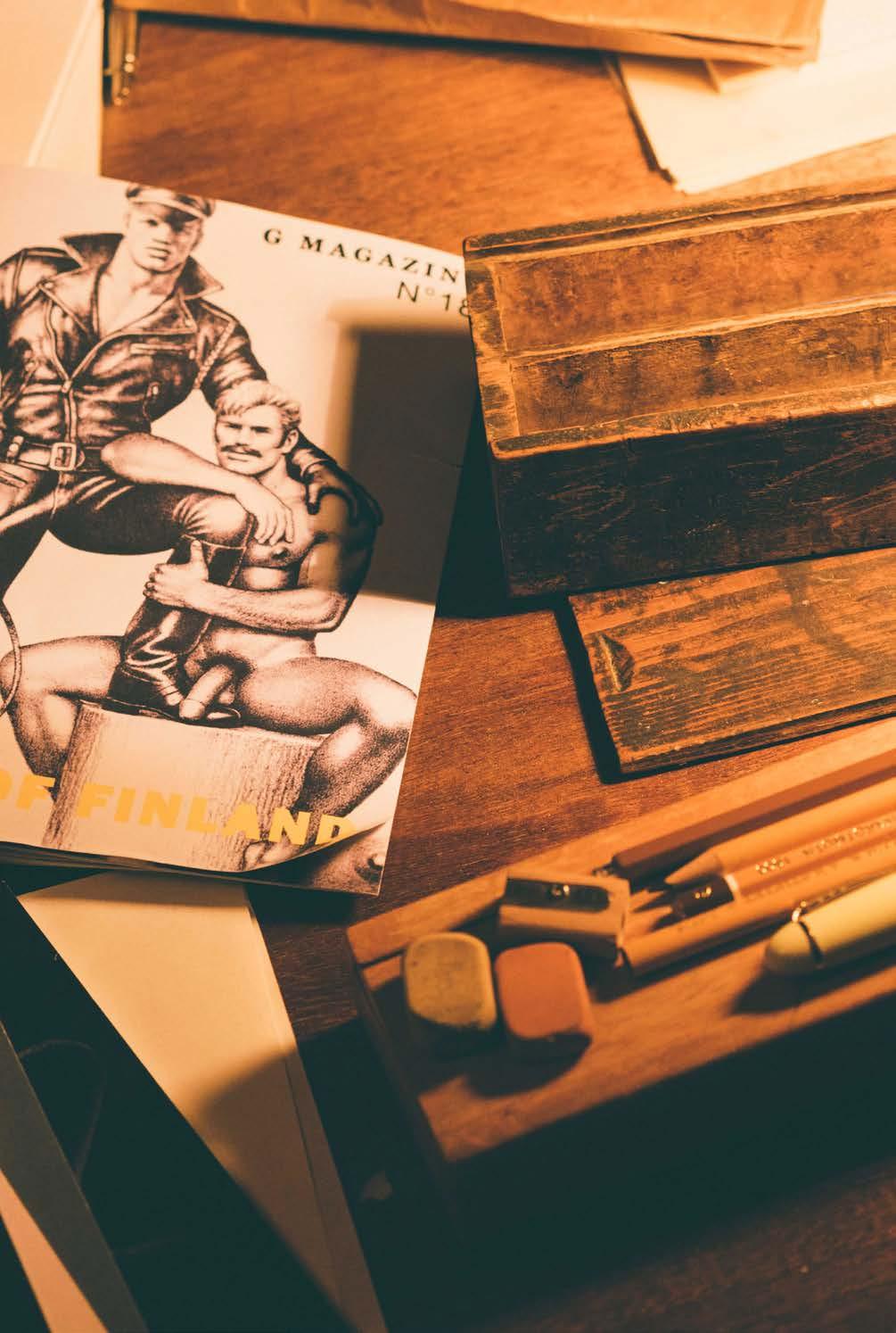 Vyjádření režiséra Tom of Finland je příběhem člověka, který předběhl svoji dobu a statečně se postavil společnosti ostře vystupující proti tomu, kým doopravdy byl homosexuálním mužem s