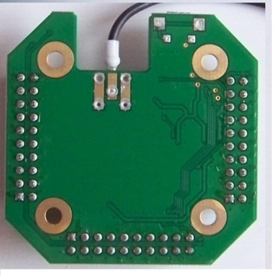 Pokud poprvé připojíme tcvr přes usb k PC